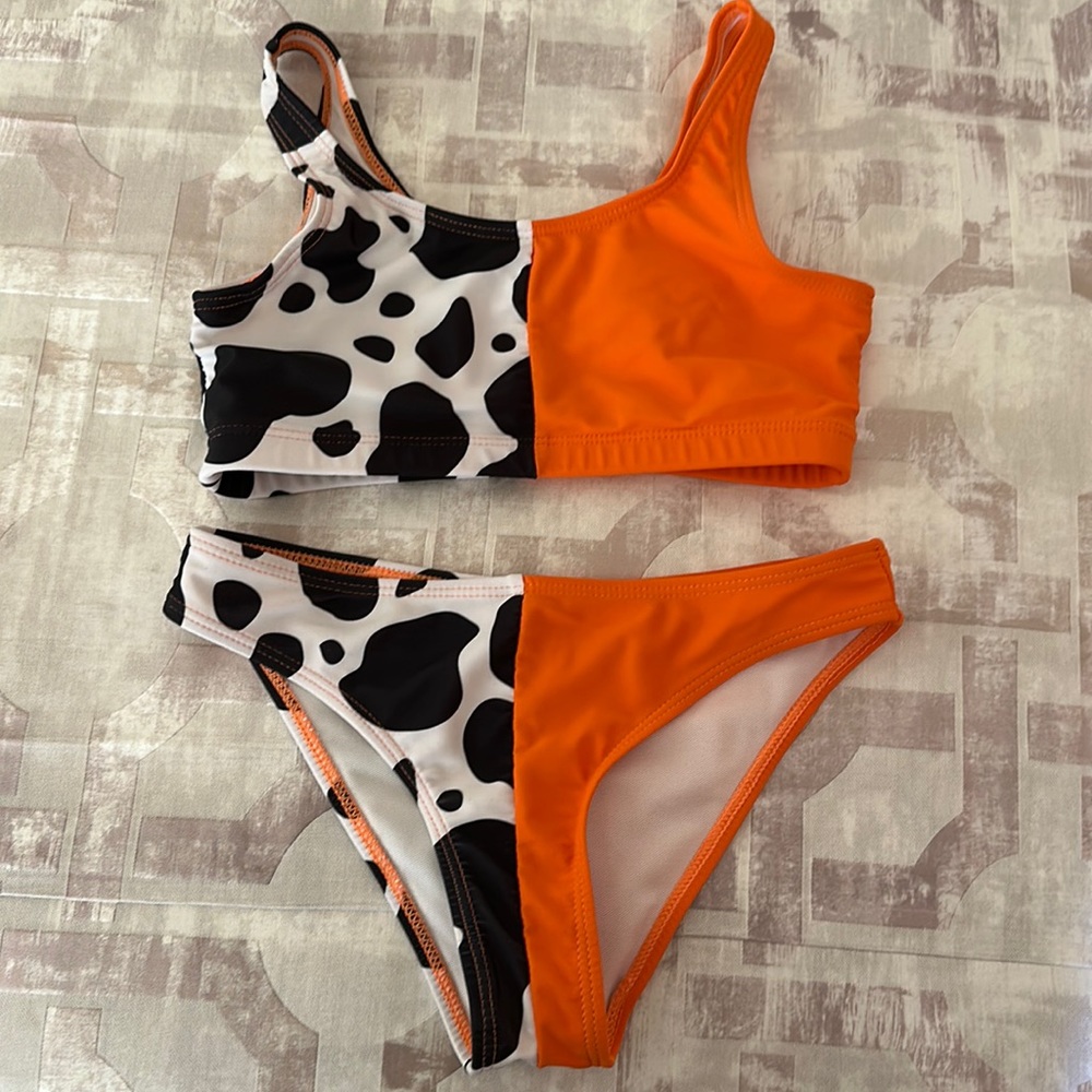 Shein 2 pc bathing suits gently used 2-tone.